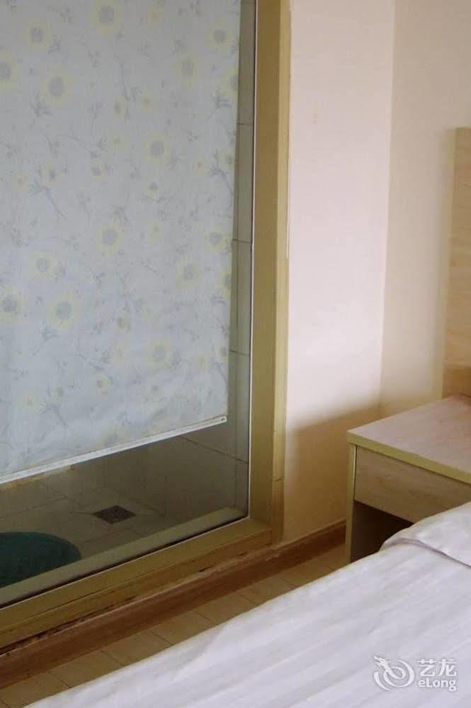 Haitian E Inn Qingdao Dış mekan fotoğraf